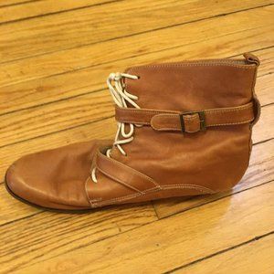Vintage Camel Tan Leather Lace-up Boots w/Buckles